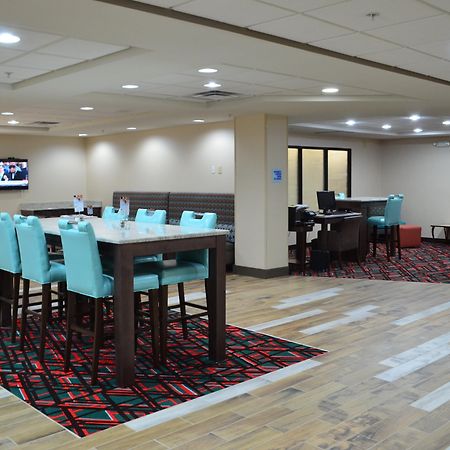 Holiday Inn Express Madison Eksteriør bilde