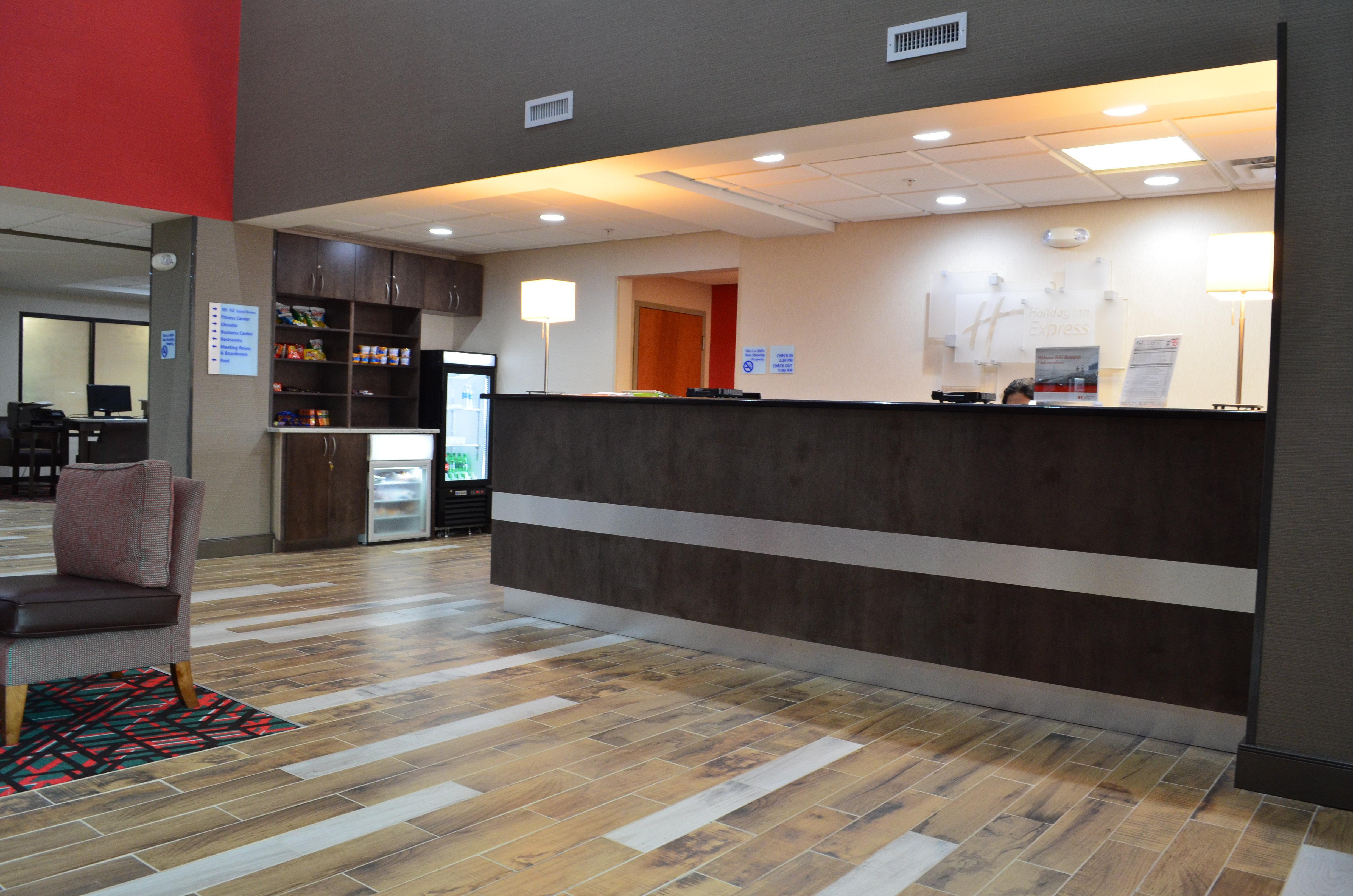 Holiday Inn Express Madison Eksteriør bilde