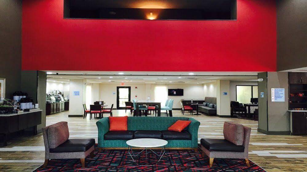 Holiday Inn Express Madison Eksteriør bilde