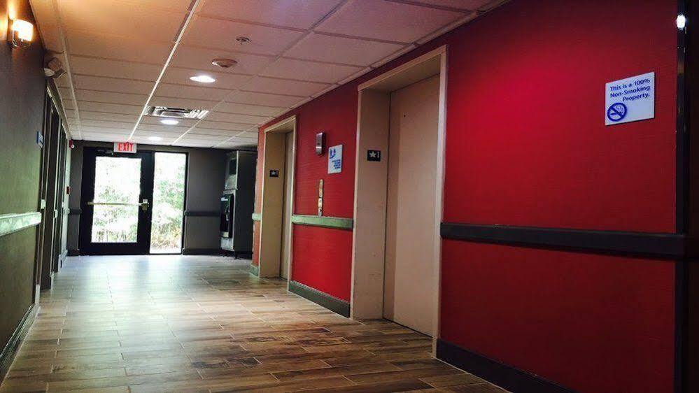 Holiday Inn Express Madison Eksteriør bilde